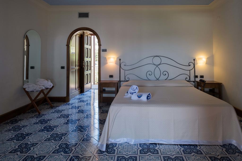 Hotel Aktea Lipari  Zewnętrze zdjęcie