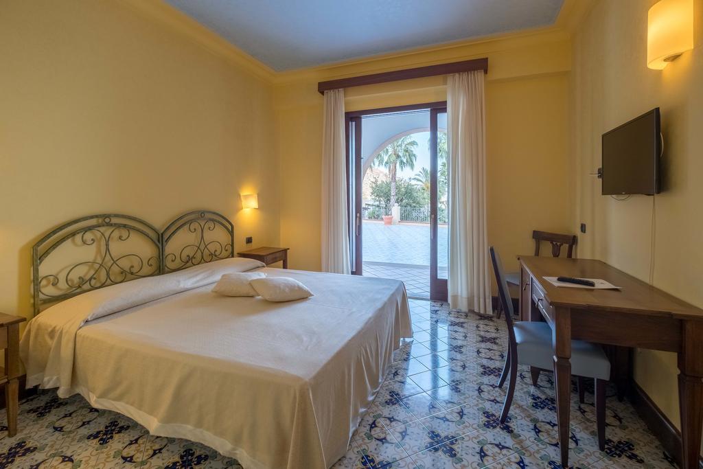 Hotel Aktea Lipari  Zewnętrze zdjęcie